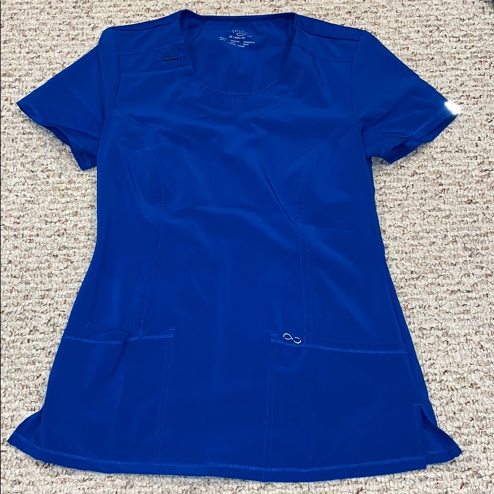 Cherokee Infinity scrub top